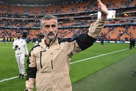 موكوينا ينافس موسيماني.. 7 مرشحين لخلافة ريفيرو في أورلاندو